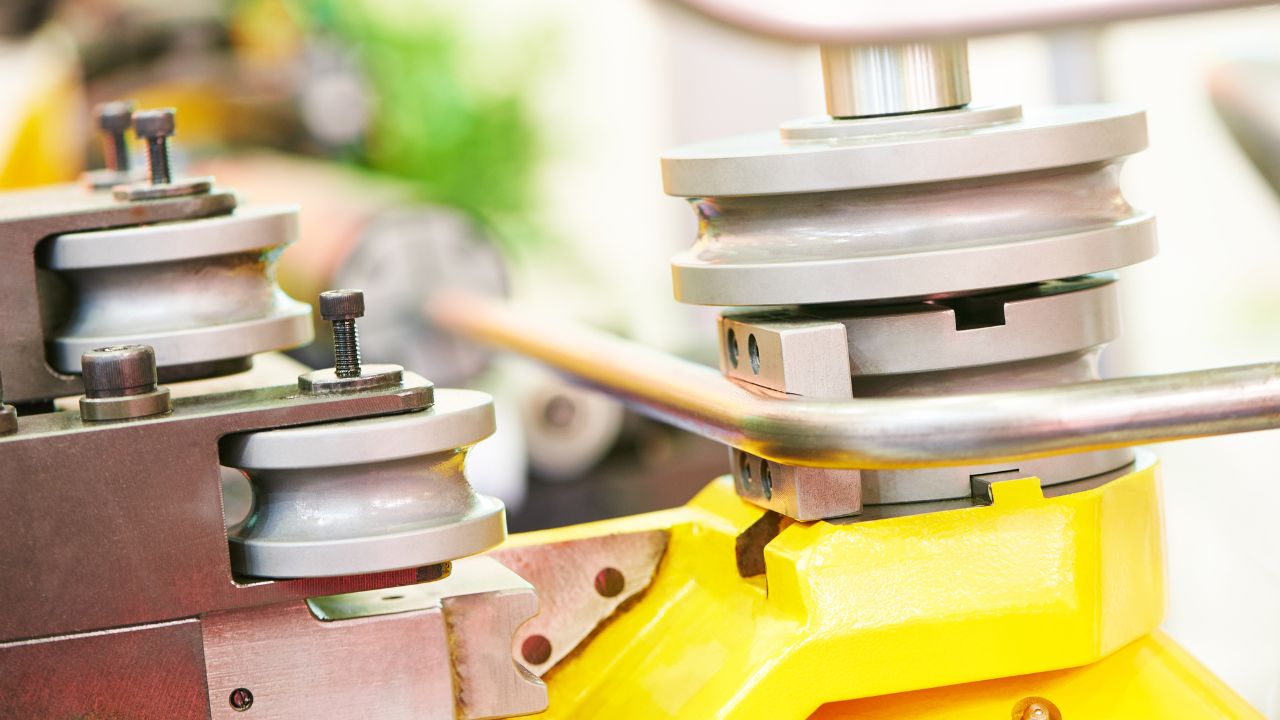 CNC tube bending for complex geometries