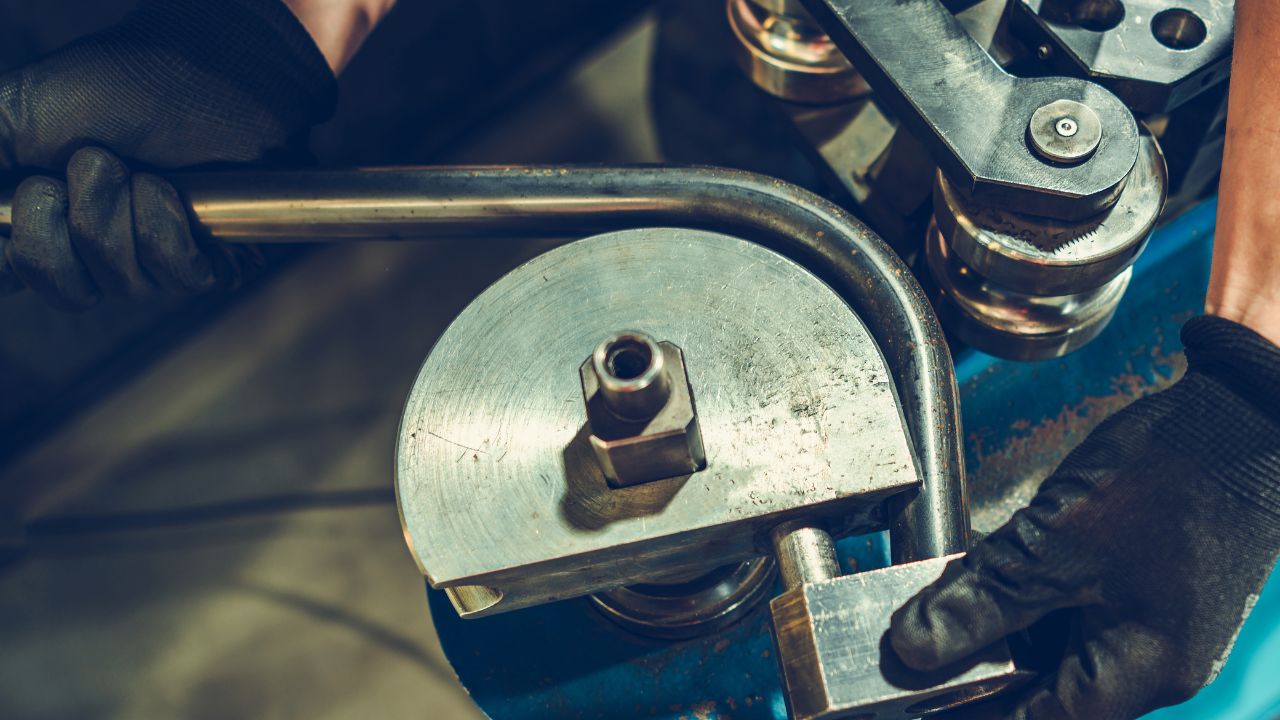 Pipe Bending Vs. Tube Bending: What’s the Difference and Which Do You Need?
